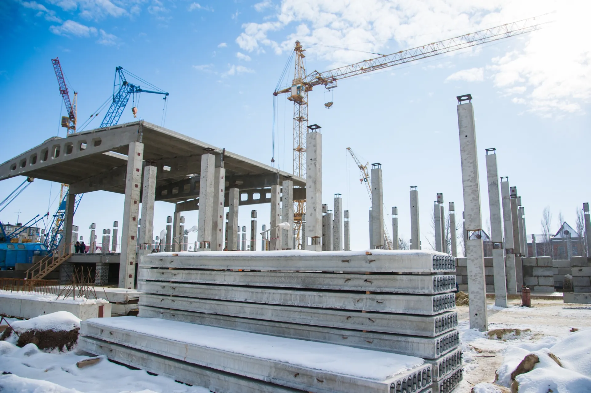 multi-storey-building-construction-of-multi-store-2025-10-16-21-58-17-utc_1920